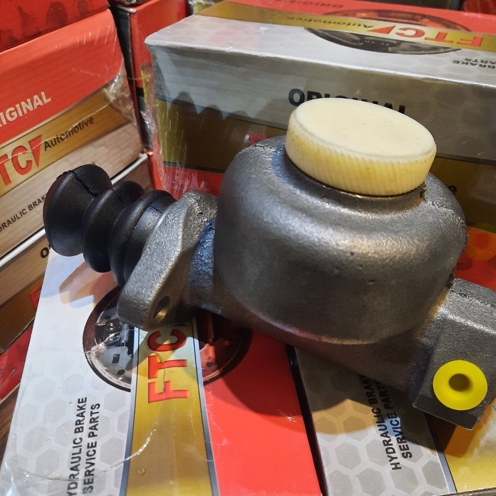 پمپ ترمز مخزن چدنی لیفتراک سهند FTC برند : ایران