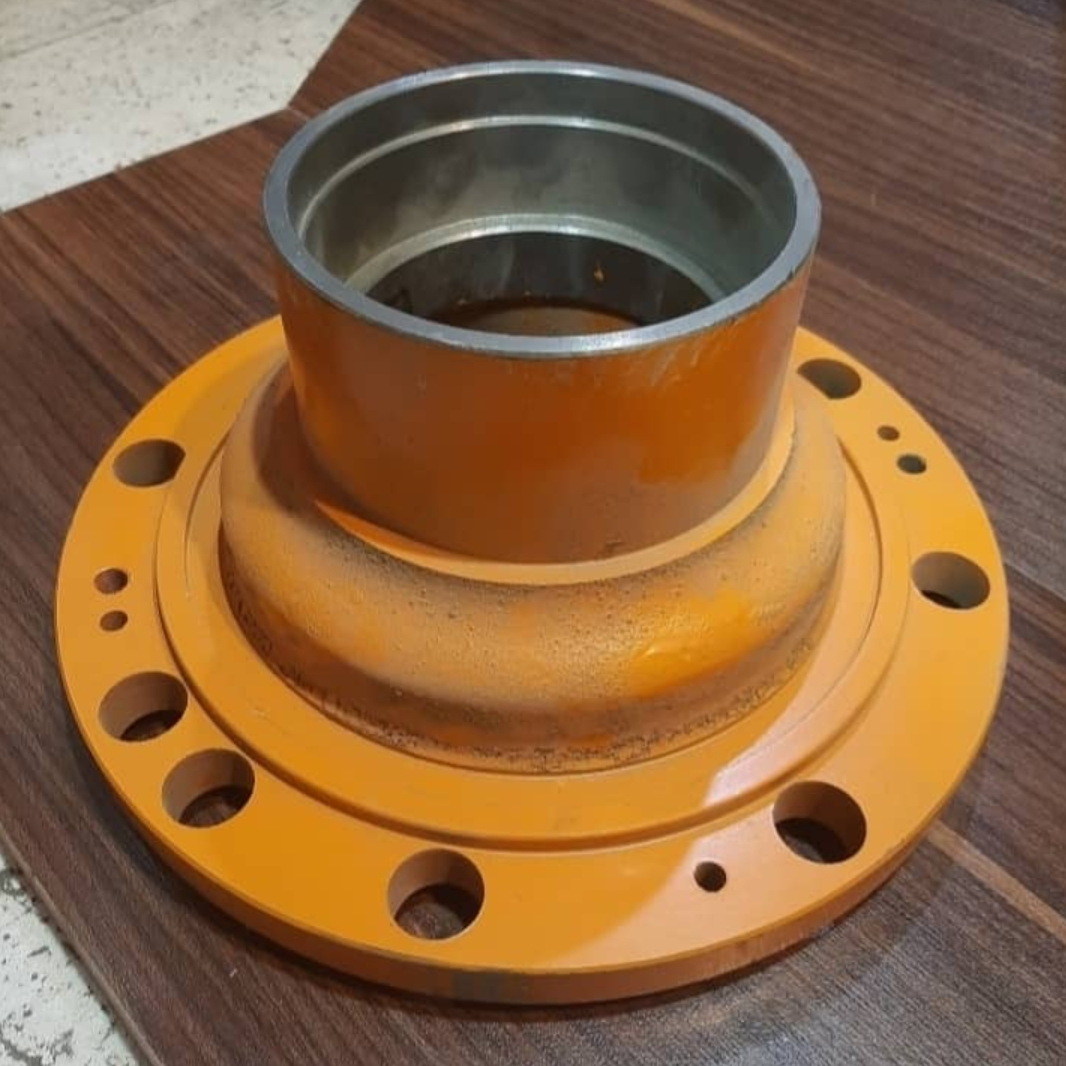 واسطه توپی چرخ جلو لیفتراک سهند ۴ تن